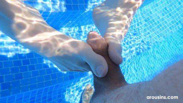 Spicy girl plays with cock in the swimming pool and shares the best scenes - xbabe.com on gratiscinema.com