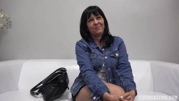 Attractive Mature Brunette Casting - porntry.com - Czech Republic on gratiscinema.com