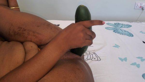 Biggest Cucumber In My Pussy So Amazing When I Cum With Cucumber - hclips.com on gratiscinema.com