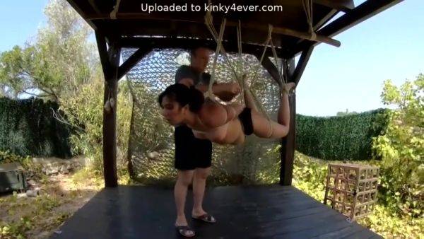 Outdoor Hogtie Suspension - hotmovs.com on gratiscinema.com