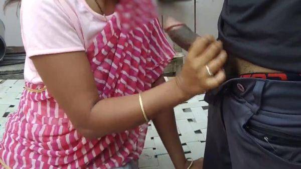 Indian Hot Desi Aunty Ki Mast Chodai - Indian Desi Aunty In Lehnga - desi-porntube.com - India on gratiscinema.com