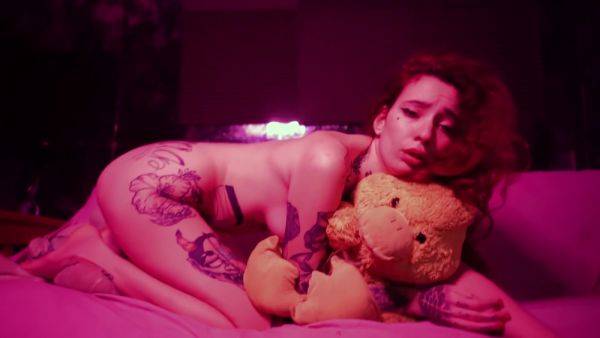 I Fuck My Stuffed Duck For - Valentine S Day - upornia.com on gratiscinema.com