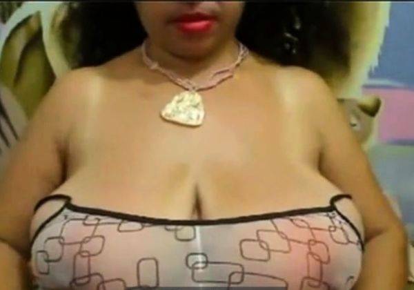 Sweet fat big nippled mature black tits striped on webcam - drtuber.com on gratiscinema.com