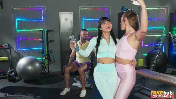 Sporty broads share cock in insane threesome at the gym - xbabe.com on gratiscinema.com