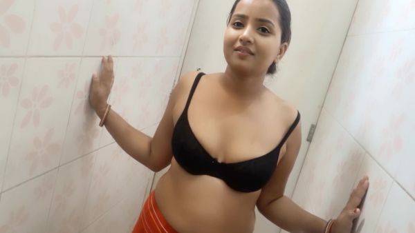 Bhabhi Bathroom Fakking - desi-porntube.com - India on gratiscinema.com