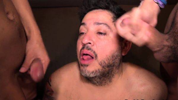 Chubby DILF barebacked in 3way by Latins - drtuber.com on gratiscinema.com