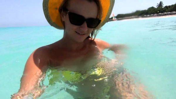 Swimming Naked in Cuba's Atlantic Ocean Waters - drtuber.com - Russia - Cuba on gratiscinema.com