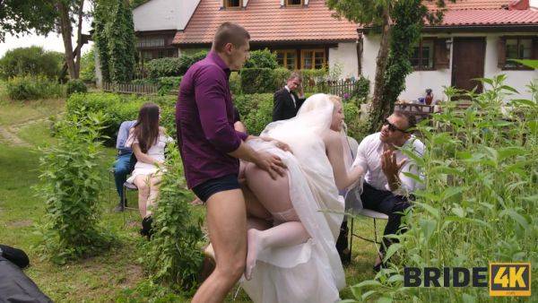 Big ass blondie gets fucked on her wedding day in front of everyone - anysex.com on gratiscinema.com