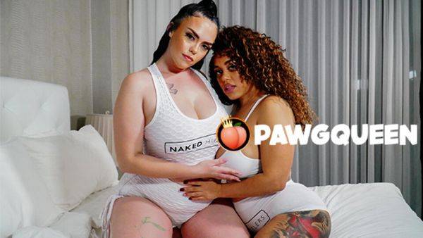 PAWGQueen Interracial Lesbians Twerking and Strap-on Fucking - txxx.com on gratiscinema.com