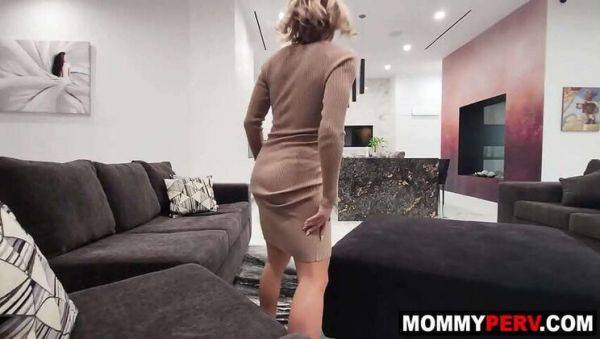 Blonde Step-Mom Craves Anal Sex from Step-Son - veryfreeporn.com - Russia on gratiscinema.com
