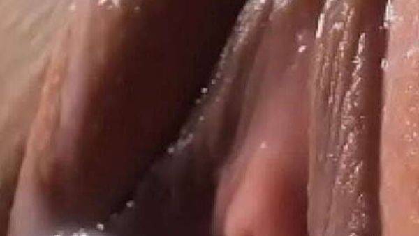 Camera Perspective: The Dick's Point of View. Ejaculated a Large Cumshot Inside Her Shaved Pussy - veryfreeporn.com on gratiscinema.com