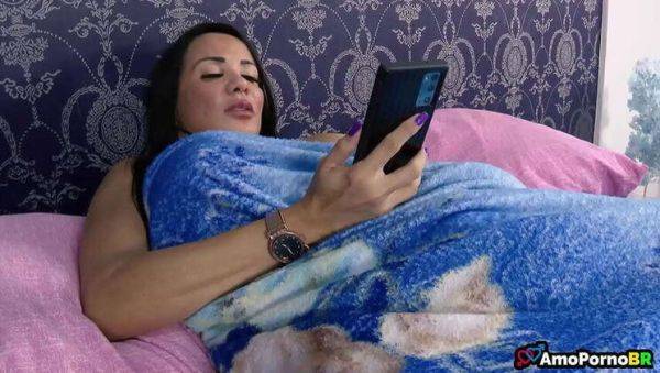 Mature Stepmom Aninha Snoops on Stepson's Phone, Fantasizes about Big Cock - veryfreeporn.com - Brazil on gratiscinema.com