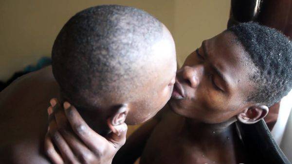 Real Black African twink gets fucked - drtuber.com on gratiscinema.com