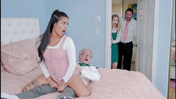 Stepbrothers Swap: A Hardcore Encounter with Harlow West, Maya Farrell, Jay Crew, and Jack Vegas - porntry.com on gratiscinema.com