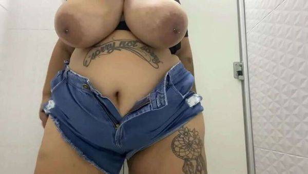 Mary Jhuana: BBW Pornstar Gets Naughty in Public, Plugs Her Ass at the Mall - porntry.com - Brazil on gratiscinema.com