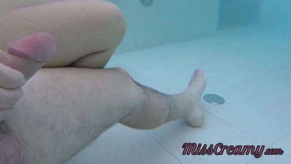 MissCreamy's Public Pool Dick Flash: Assisting with Masturbation - Risky Business - porntry.com on gratiscinema.com