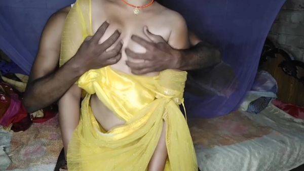 Devar Bhabhi In Desi Ki Chudai. Hot Sexy Gentle Bhabhi - desi-porntube.com - India on gratiscinema.com